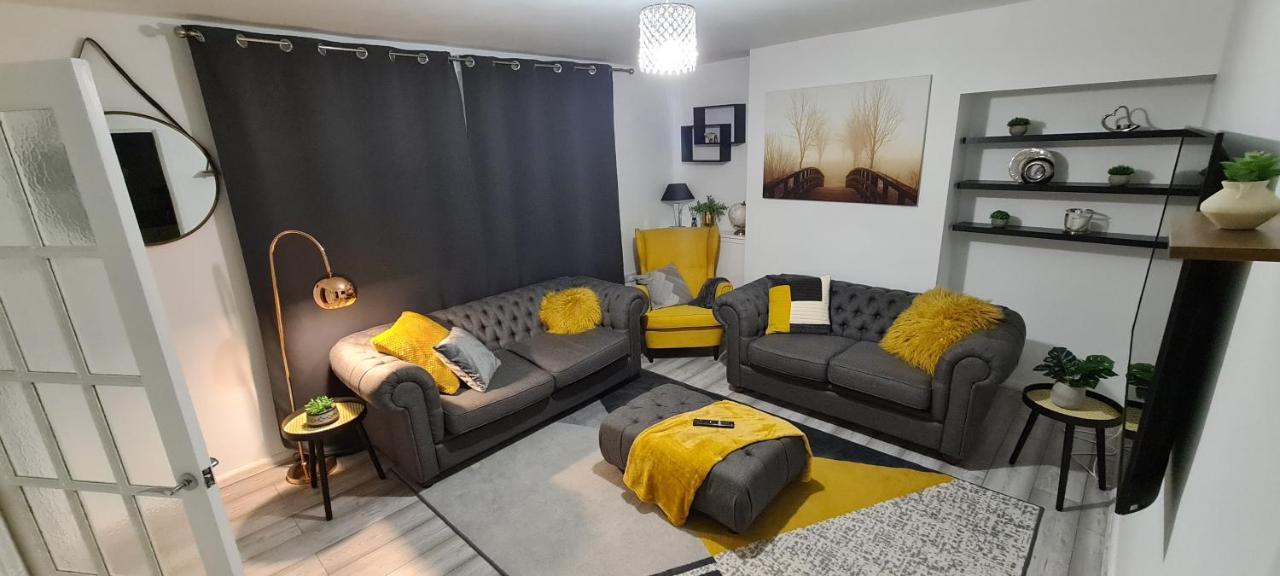 Cosy 3-Bedroom House In Aspley Nottingham Exterior foto